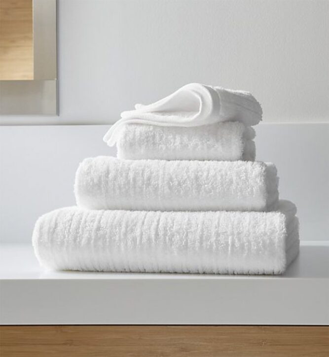 White bath towel 